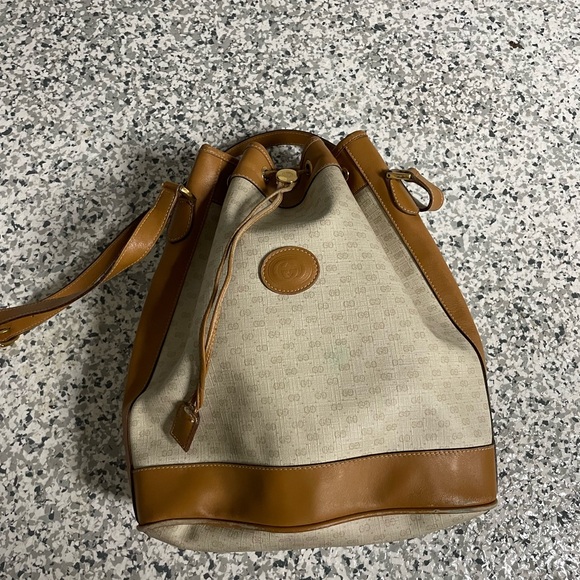 DAMAGED 80’s Authentic Gucci Bucket Bag - Picture 6 of 14